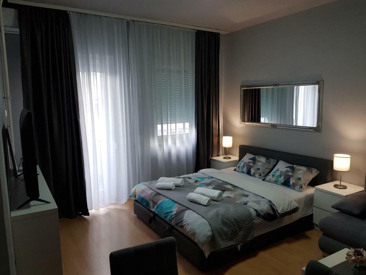 Contemporary Residence Ниш Экстерьер фото