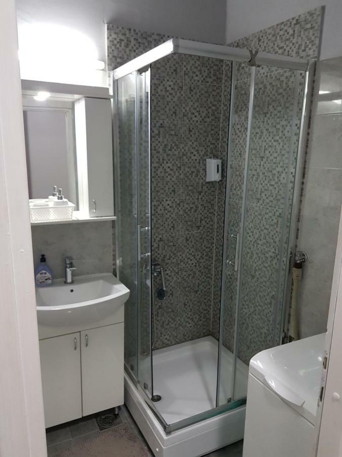 Contemporary Residence Ниш Экстерьер фото